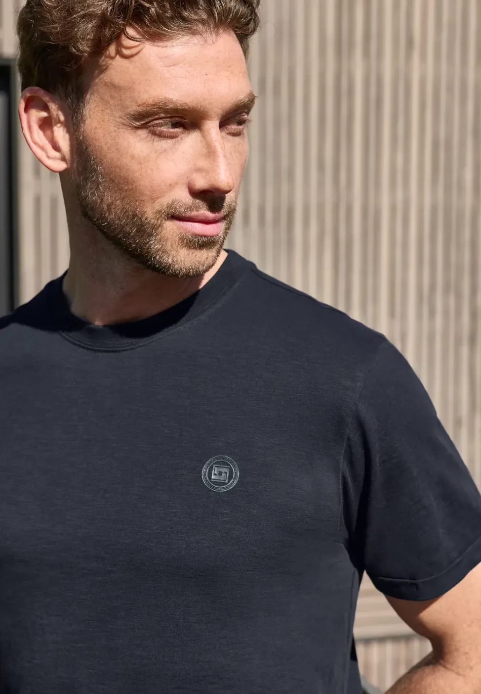 T-shirt à col rond avec détail turn-up