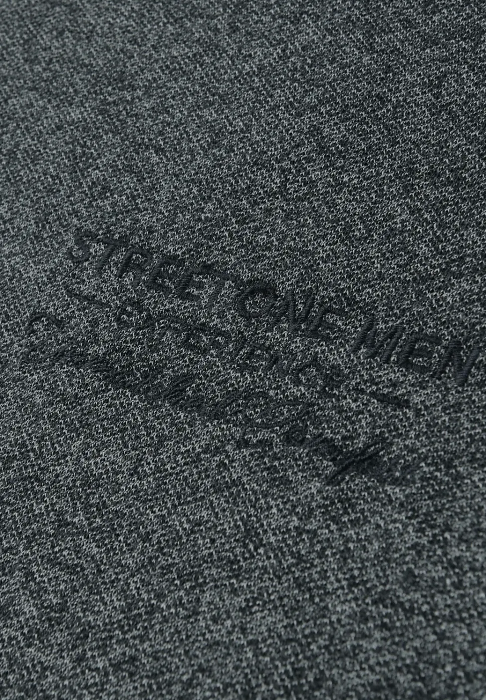 T-shirt à manches longues avec broderie