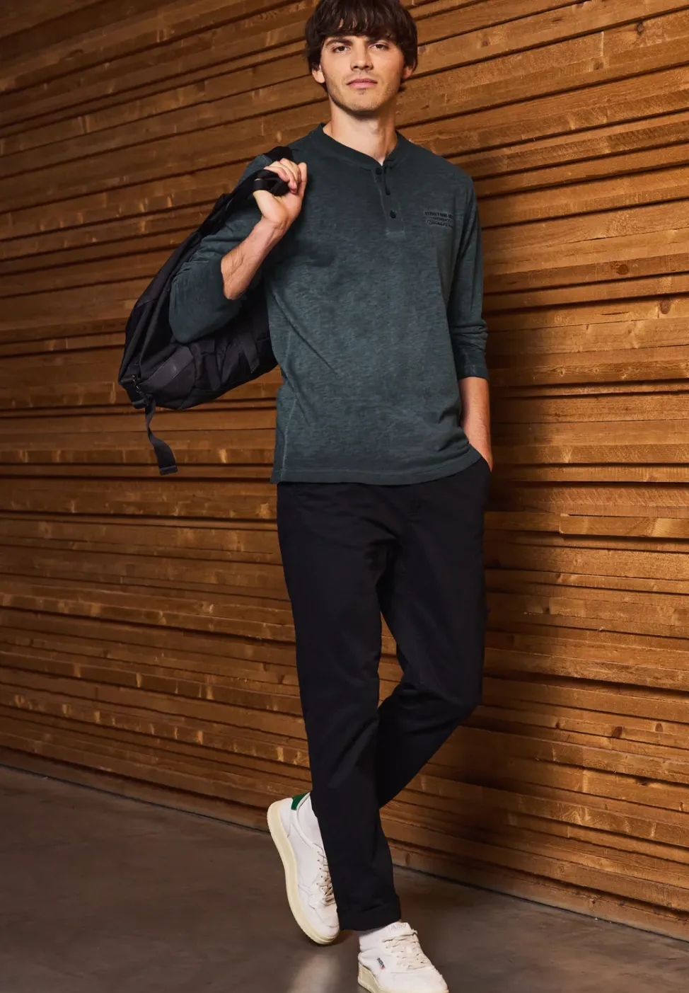 T-shirt à manches longues Henley