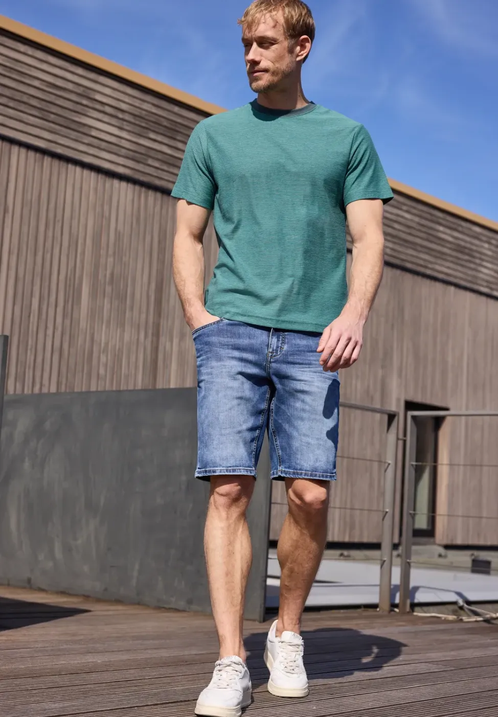 T-shirt à rayures en fil teint