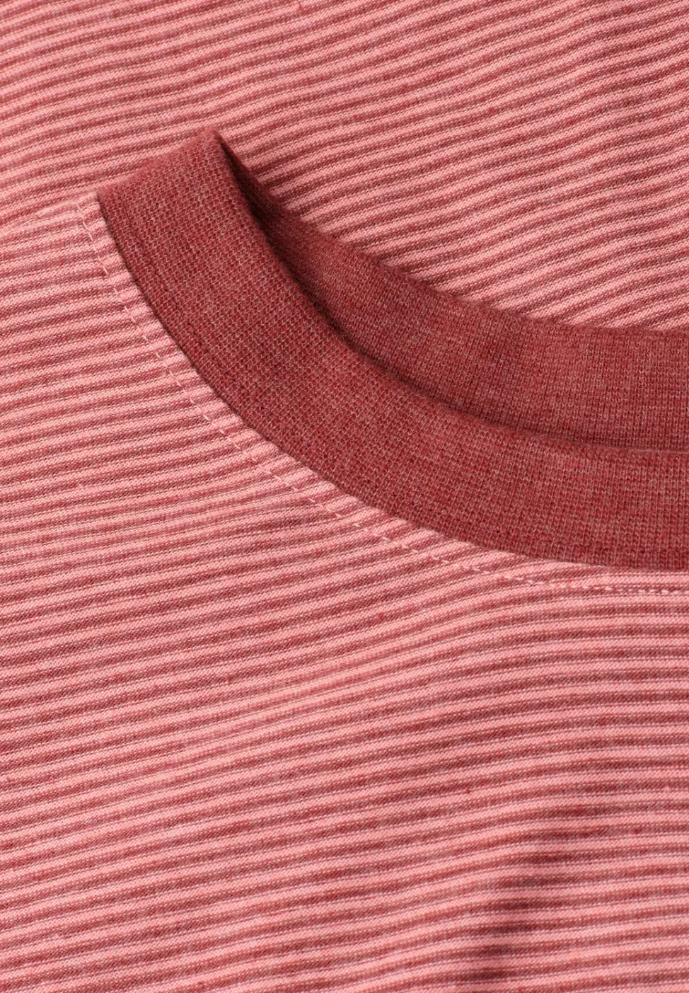 T-shirt à rayures en fil teint