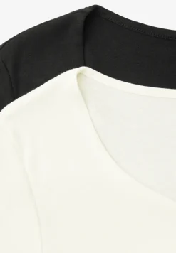 T-shirts avec encolure en cœur en pack de 2