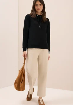 T-shirt structuré Funnel Neck