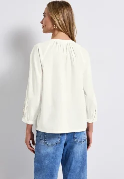 Tunique avec détails au crochet