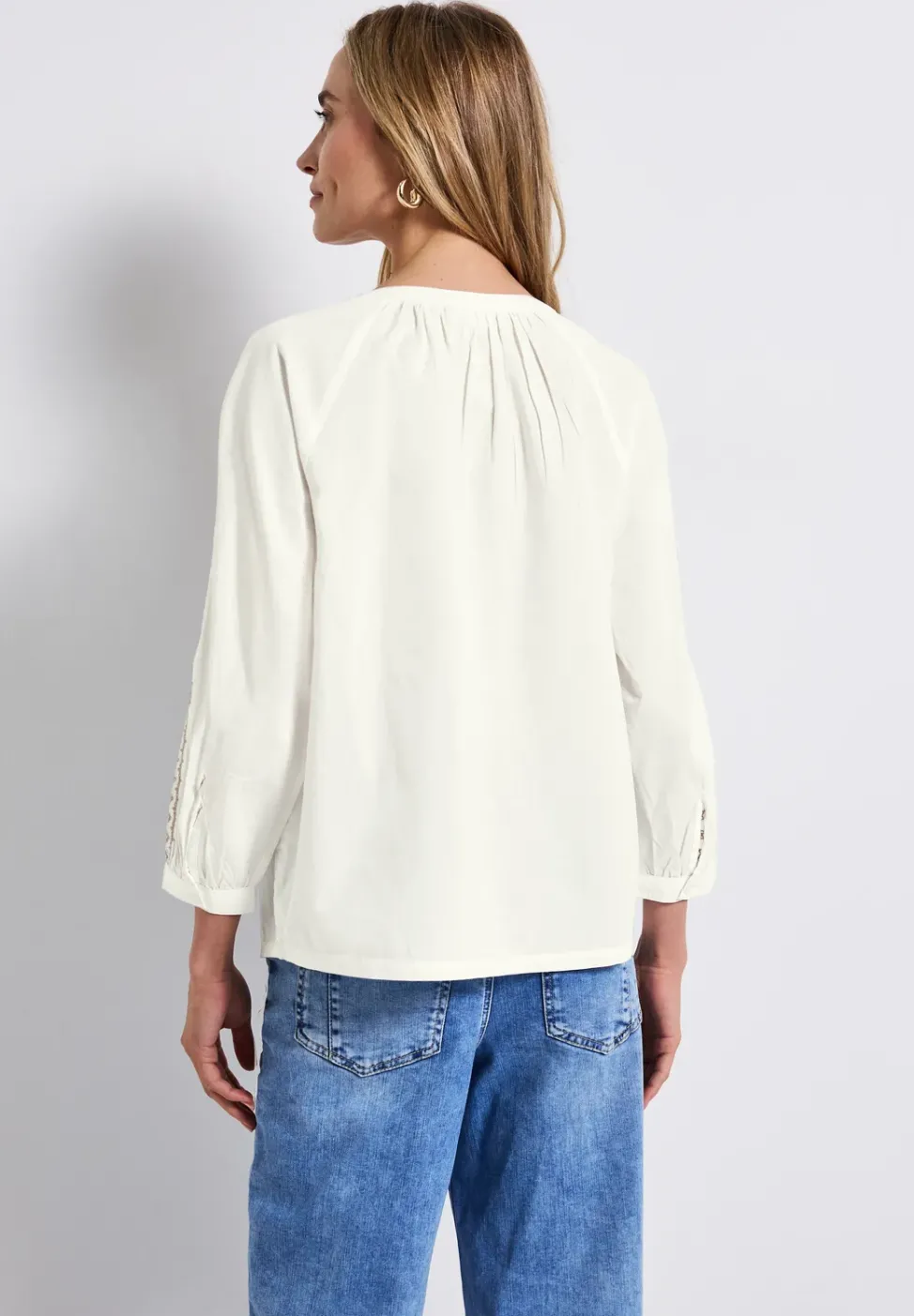 Tunique avec détails au crochet