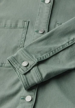 Veste en jean avec poches poitrine