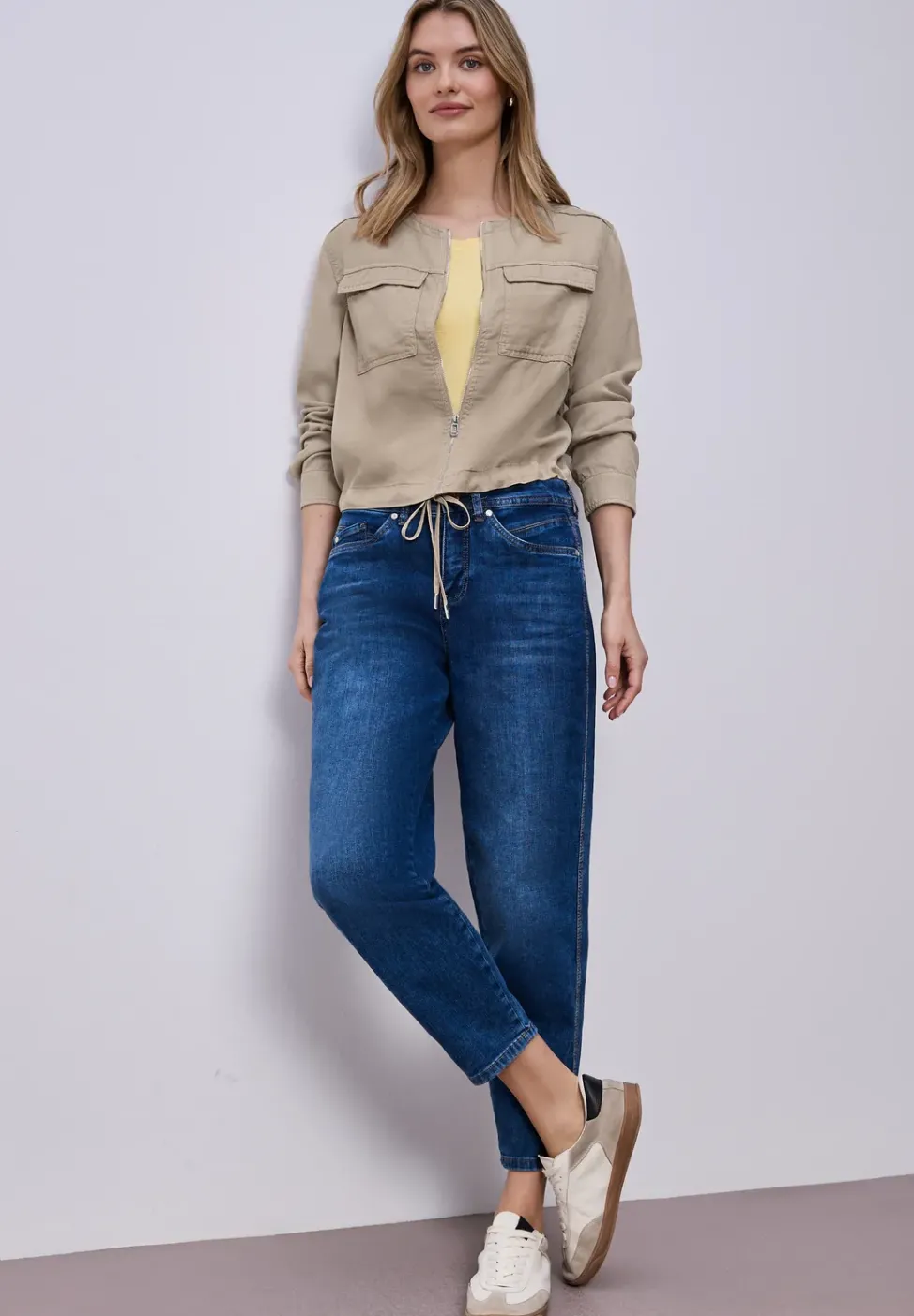 Veste au look délavé avec cordon de serrage