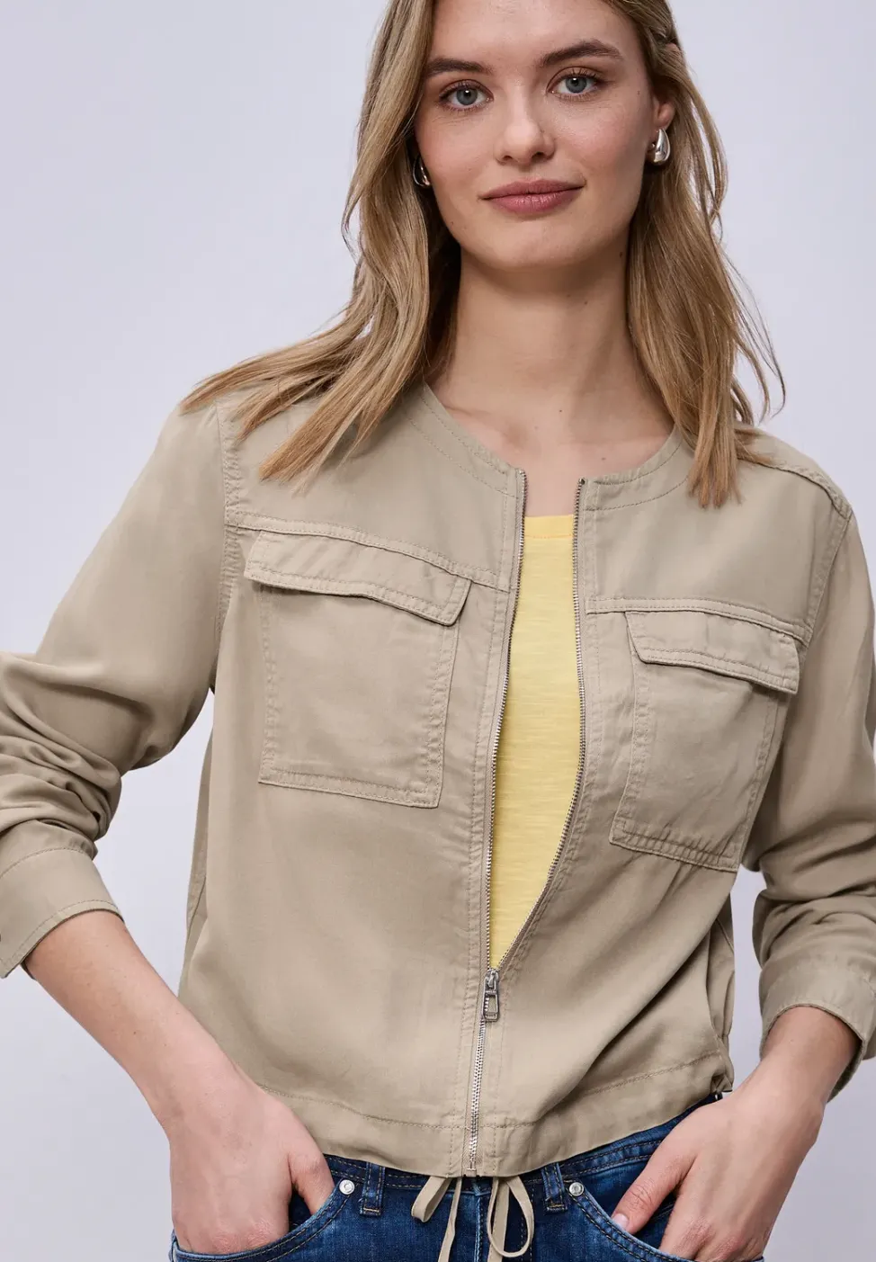 Veste au look délavé avec cordon de serrage