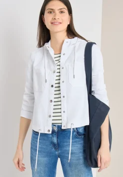 Veste avec capuche