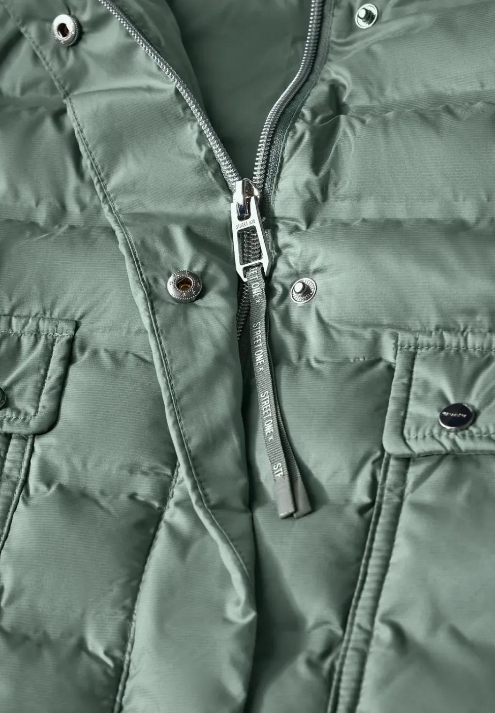 Veste avec capuche amovible