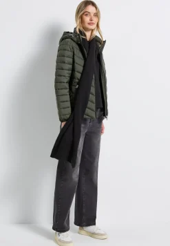 Veste avec capuche amovible