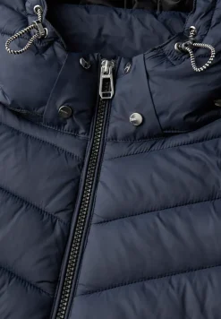 Veste avec capuche amovible