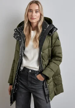 Veste avec capuche amovible