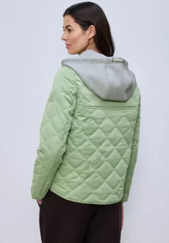 Veste avec capuche amovible