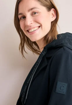 Veste avec capuche amovible