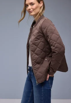 Veste avec capuche amovible