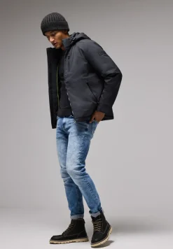 Veste avec capuche amovible