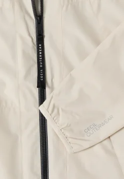Veste avec capuche et cordon de serrage