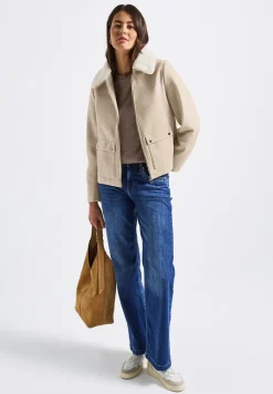 Veste avec col amovible