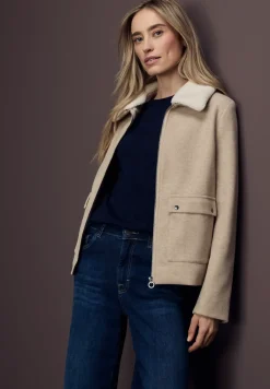 Veste avec col amovible