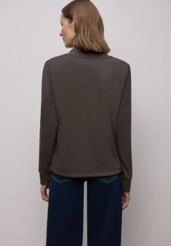 Veste avec cordon de serrage