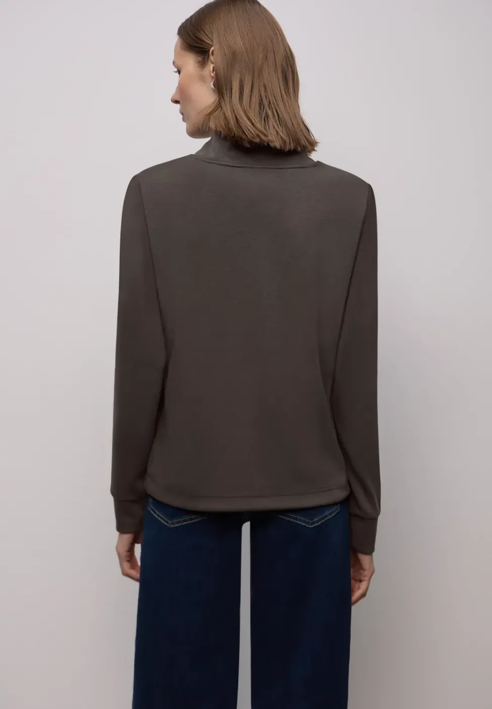 Veste avec cordon de serrage