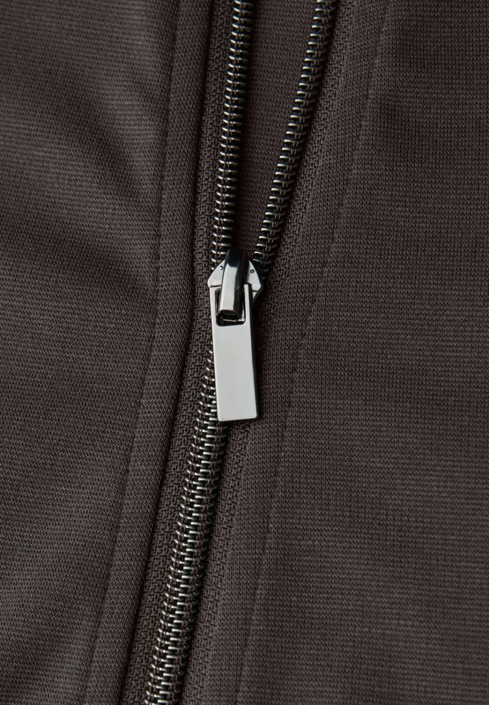 Veste avec cordon de serrage