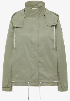 Veste avec cordon de serrage