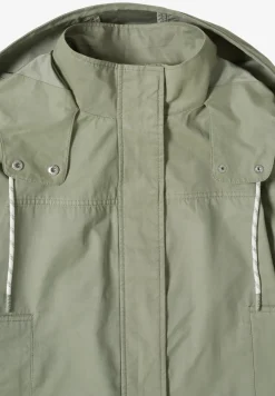 Veste avec cordon de serrage
