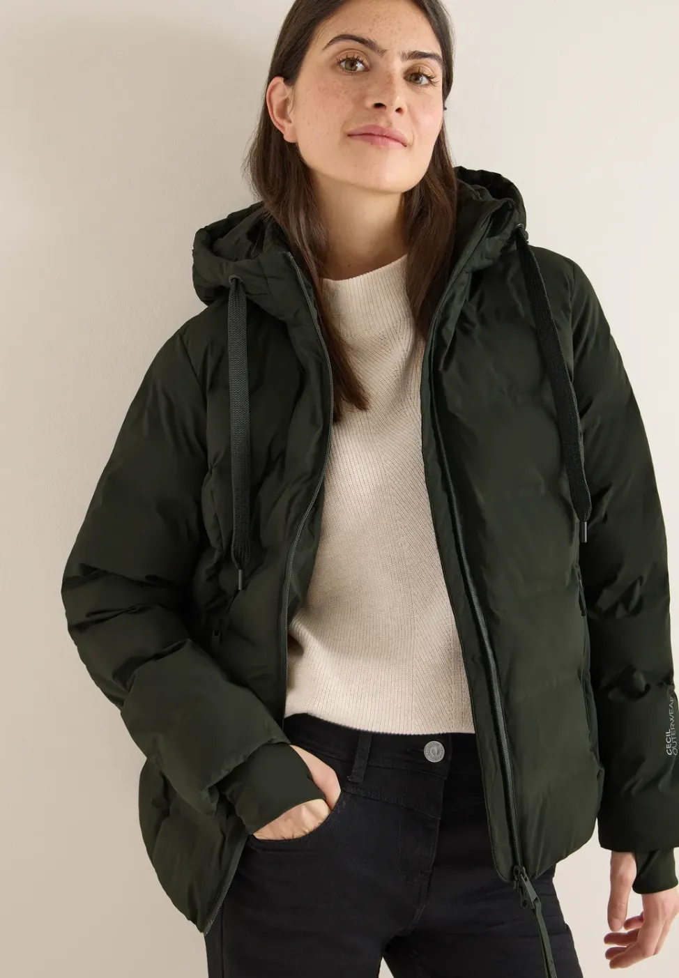 Veste avec coutures collées