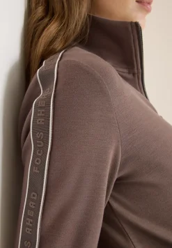 Veste avec tape