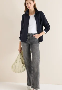 Veste avec tape