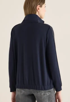 Veste avec tape