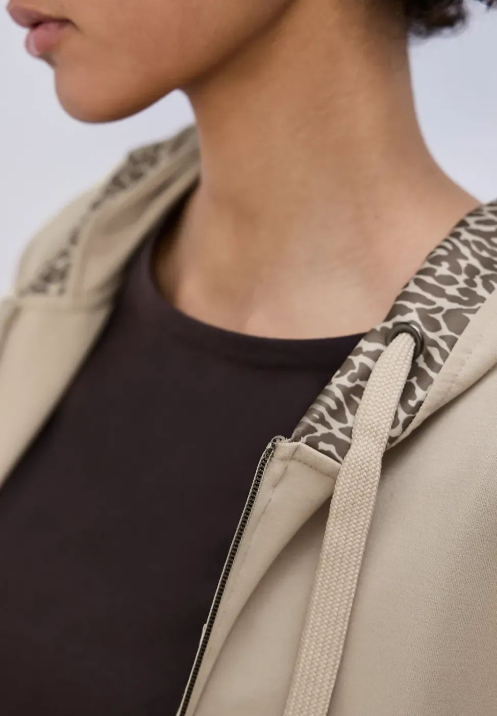 Veste à capuche