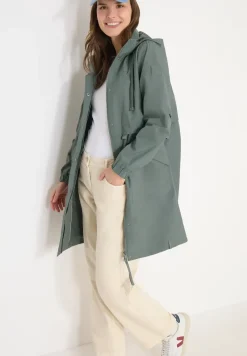 Veste à col montant