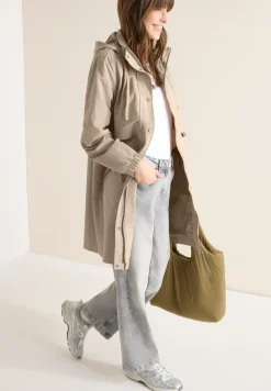 Veste à col montant