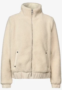 Veste courte en peluche