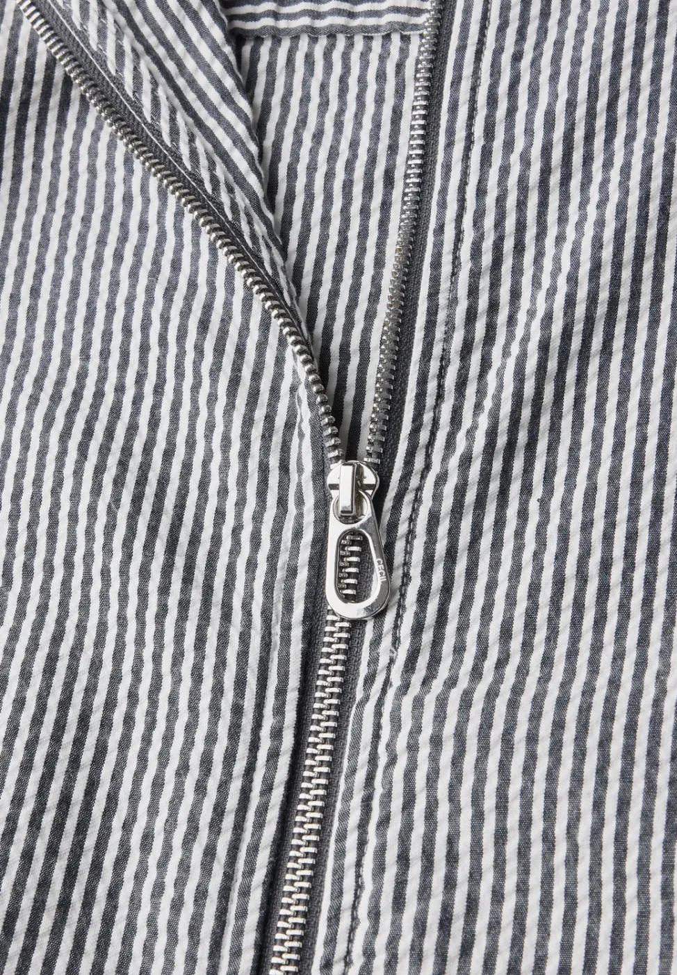 Veste courte en seersucker
