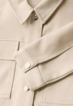 Veste courte en sergé