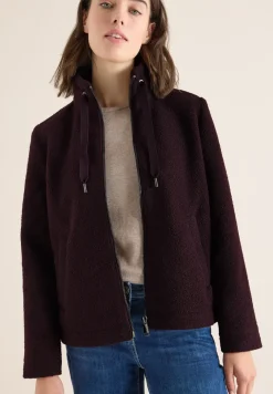 Veste courte en teddy