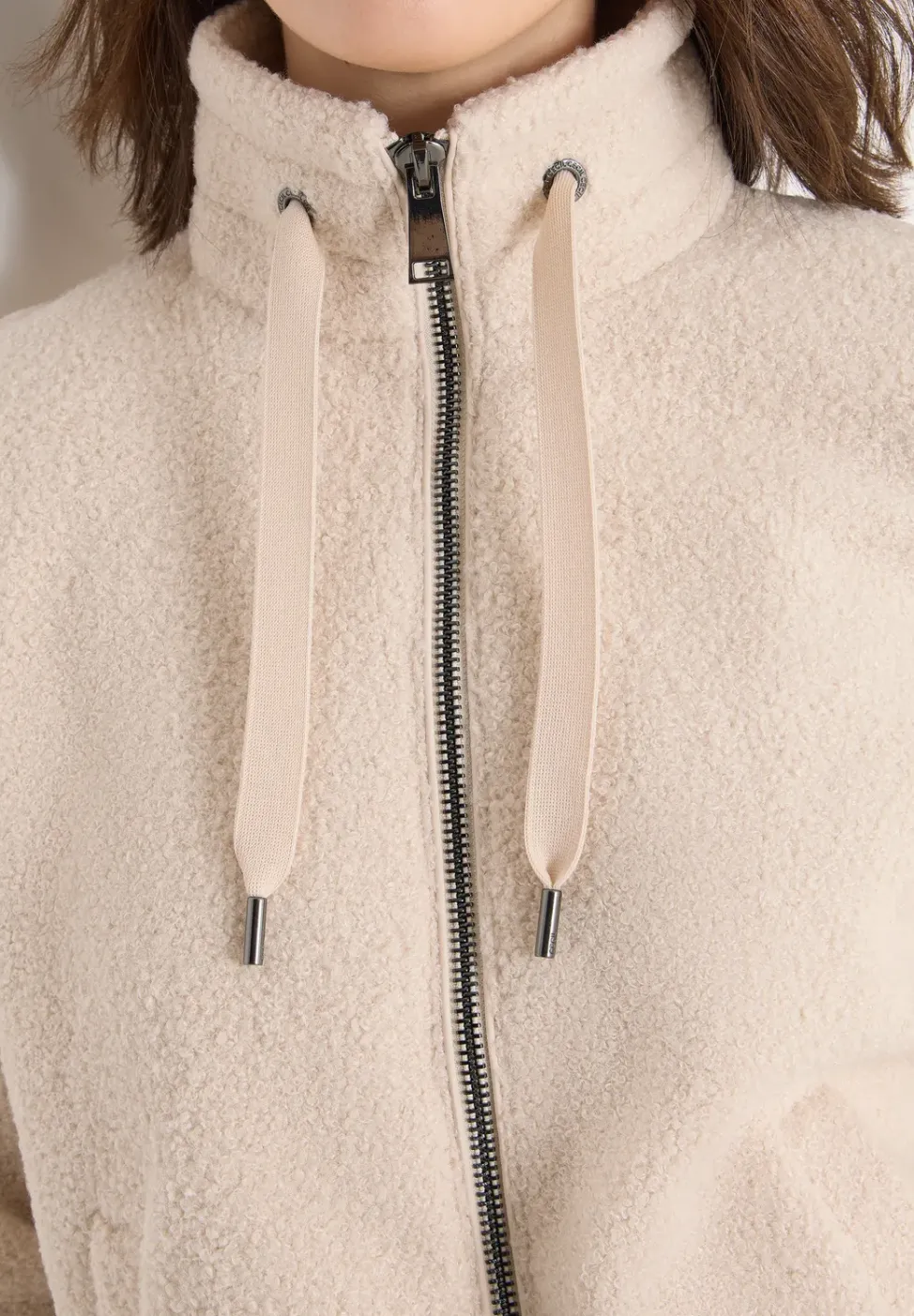 Veste courte en teddy