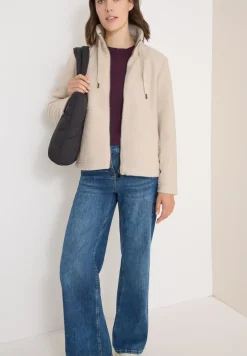Veste courte en teddy