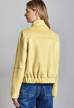 Veste courte en velours