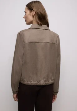 Veste courte en velours
