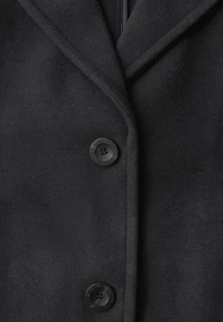 Veste courte à revers cosy
