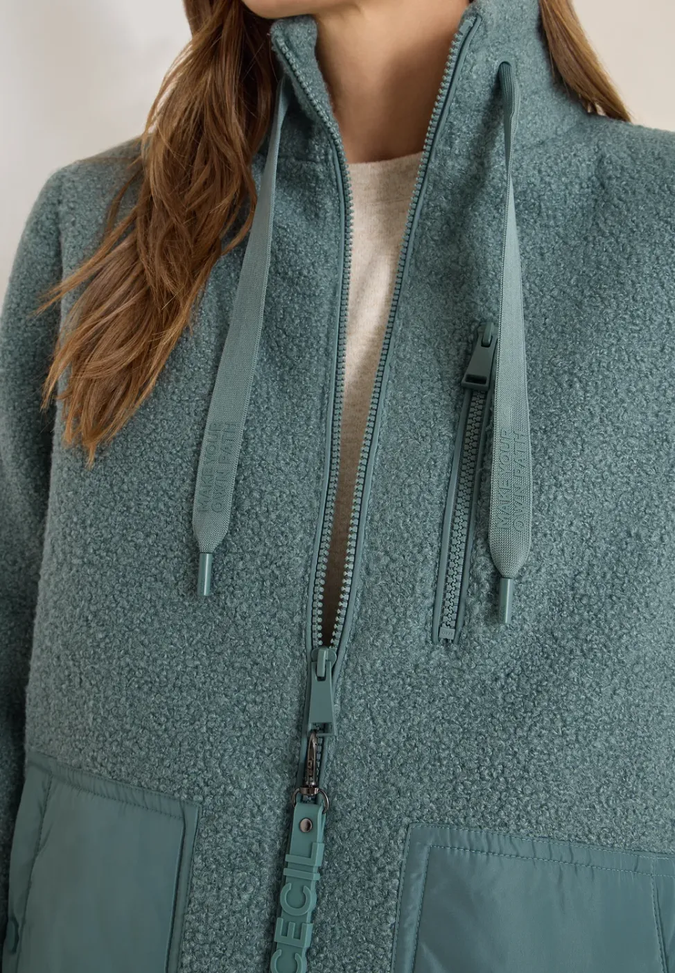 Veste douillette avec détails