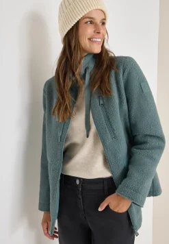 Veste douillette avec détails