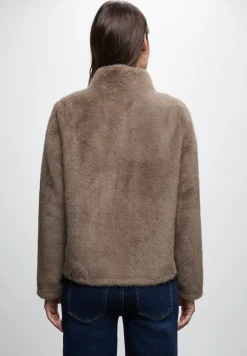Veste en fausse fourrure