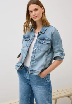 Veste en jean avec fermeture à boutons