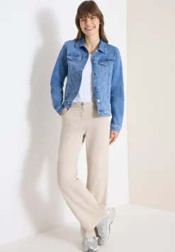 Veste en jean avec poches poitrine et boutons